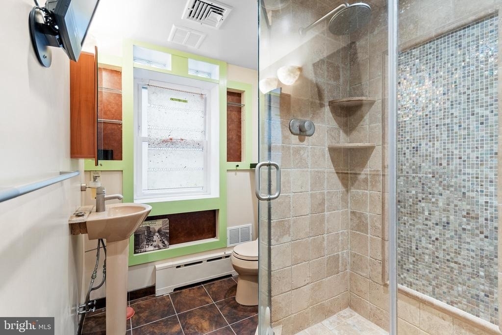 345 S Hicks Street - Photo 6