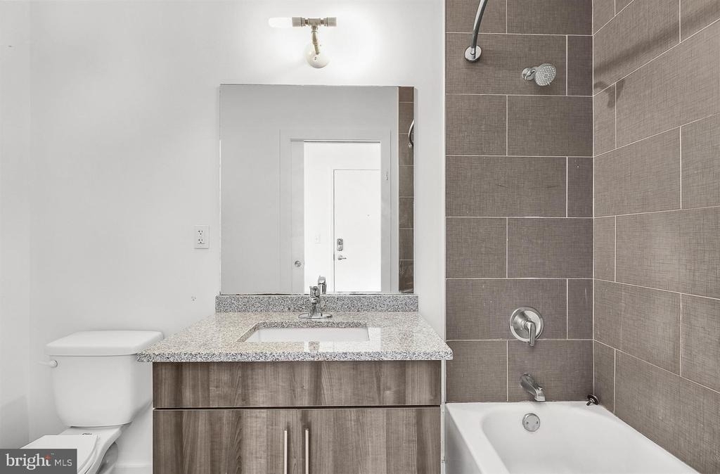 2321 Fitzwater Street - Photo 8