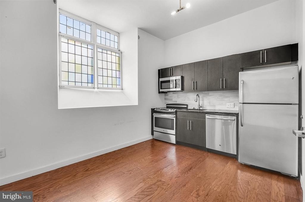 2321 Fitzwater Street - Photo 9