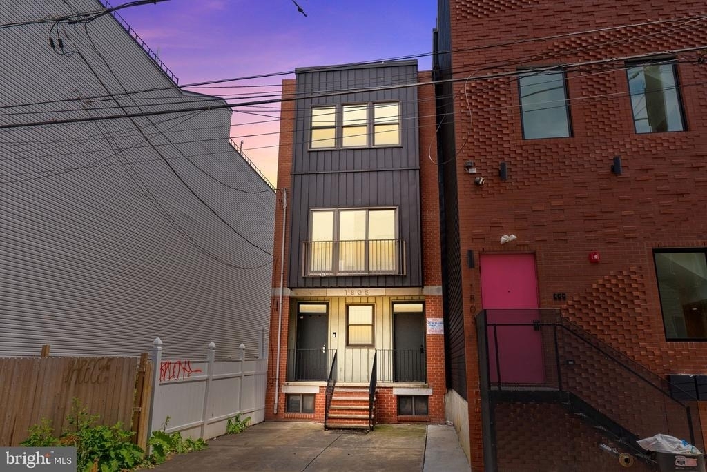 1805 N 18th Street - Photo 0