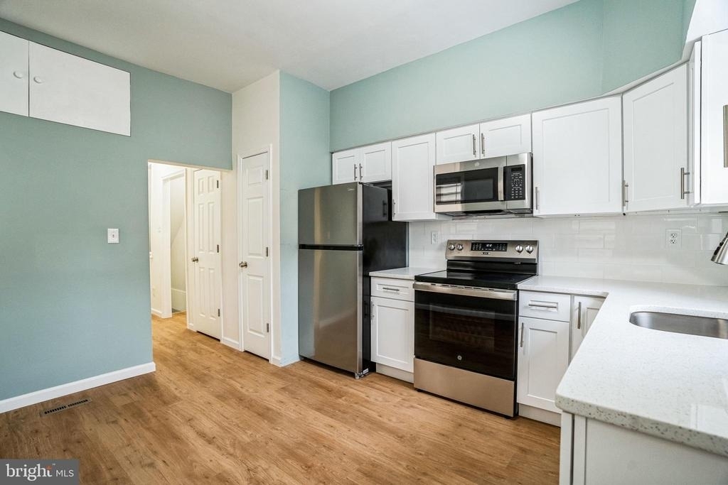 435 N 32nd Street - Photo 5