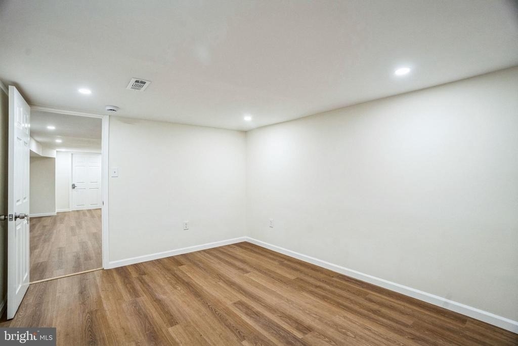 435 N 32nd Street - Photo 15
