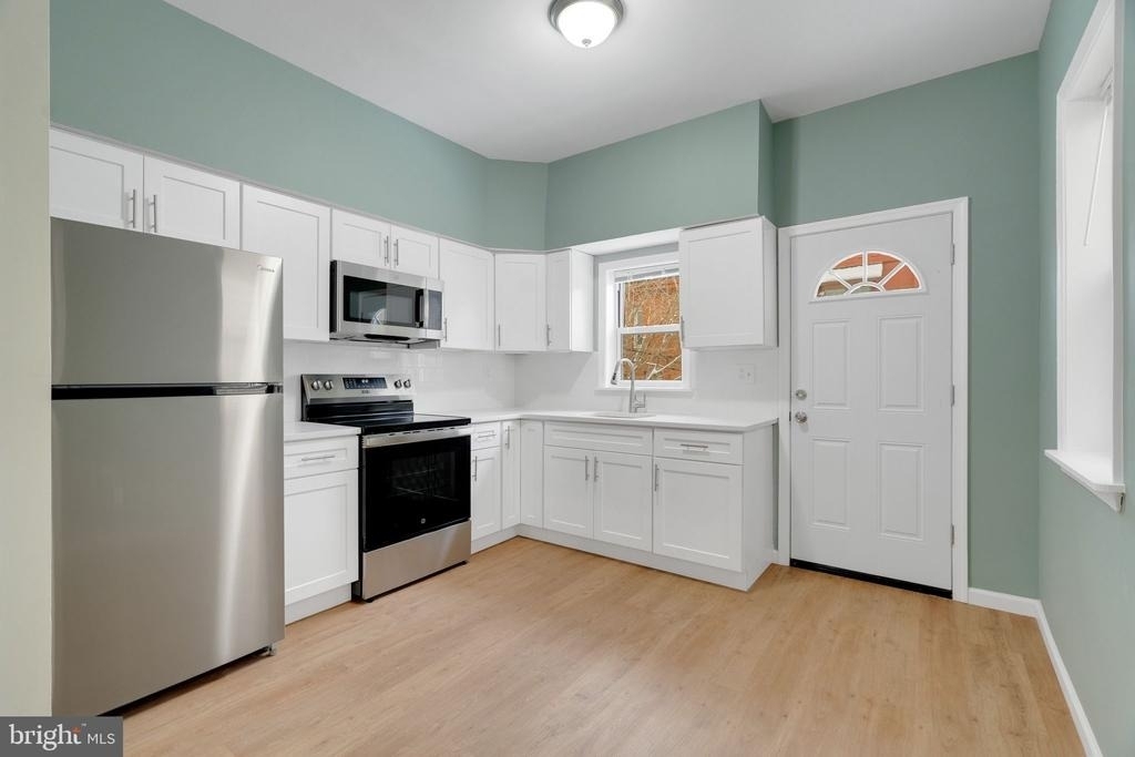 435 N 32nd Street - Photo 8