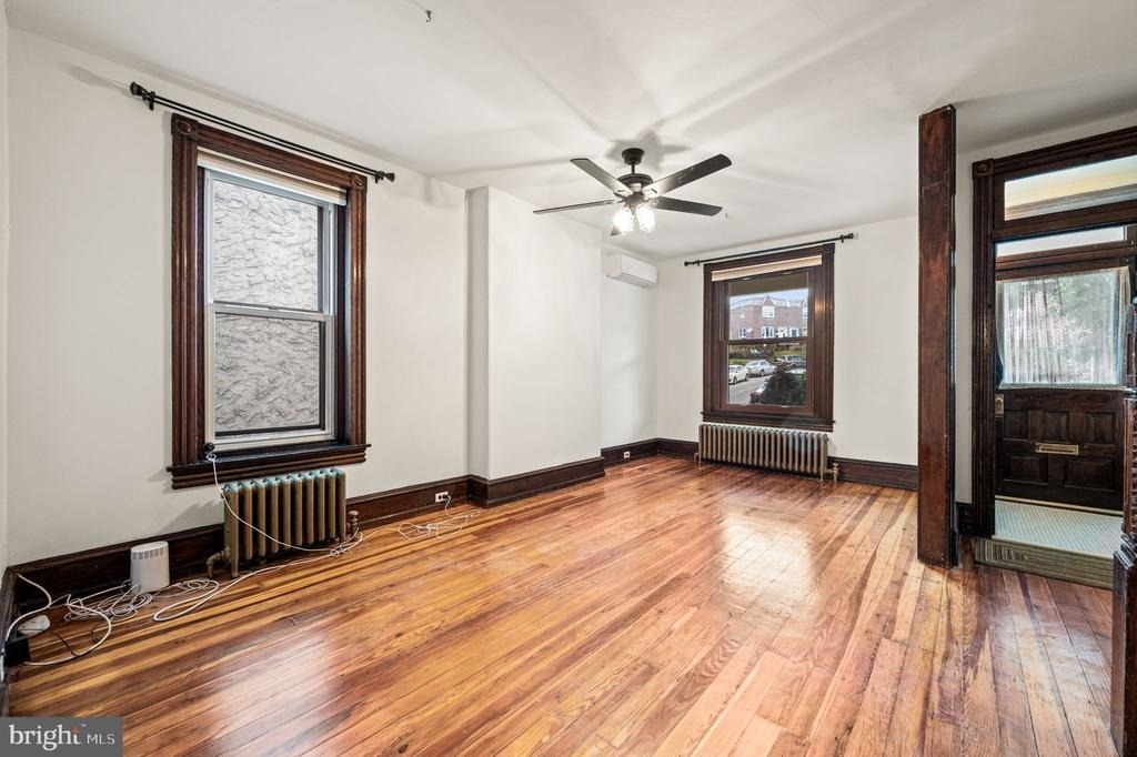 3740 Manayunk Avenue - Photo 3
