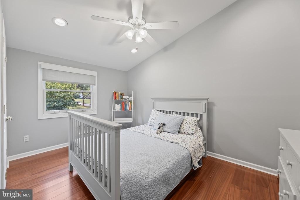 1621 Clearview Avenue - Photo 19