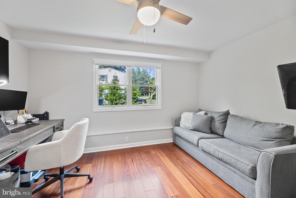 1621 Clearview Avenue - Photo 10