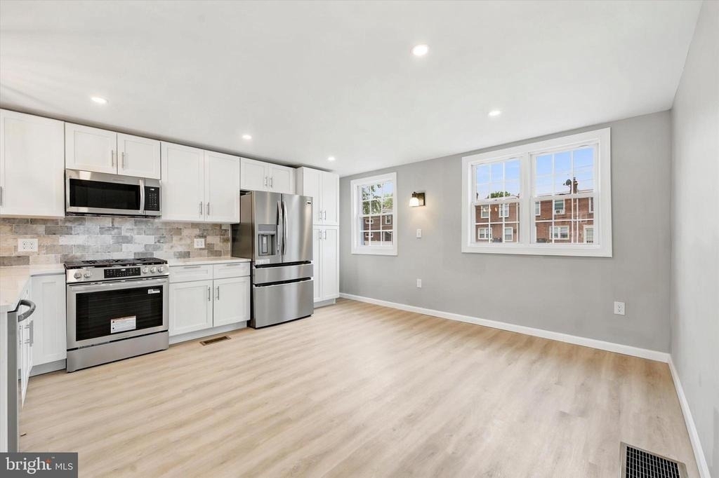 925 Maple Avenue - Photo 7