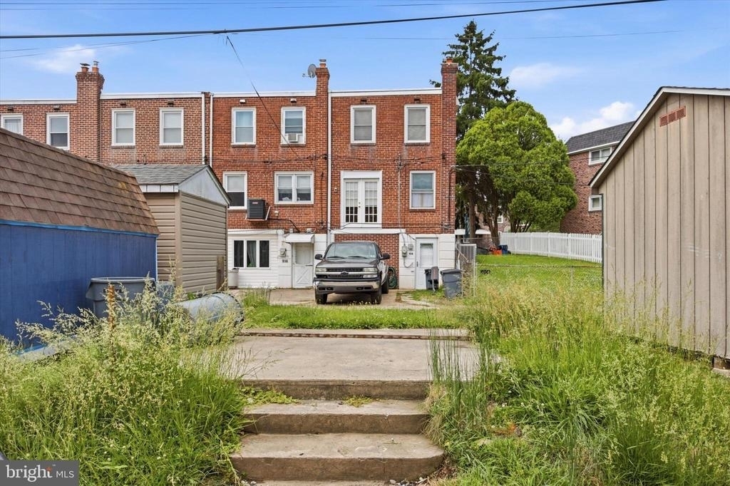 925 Maple Avenue - Photo 24