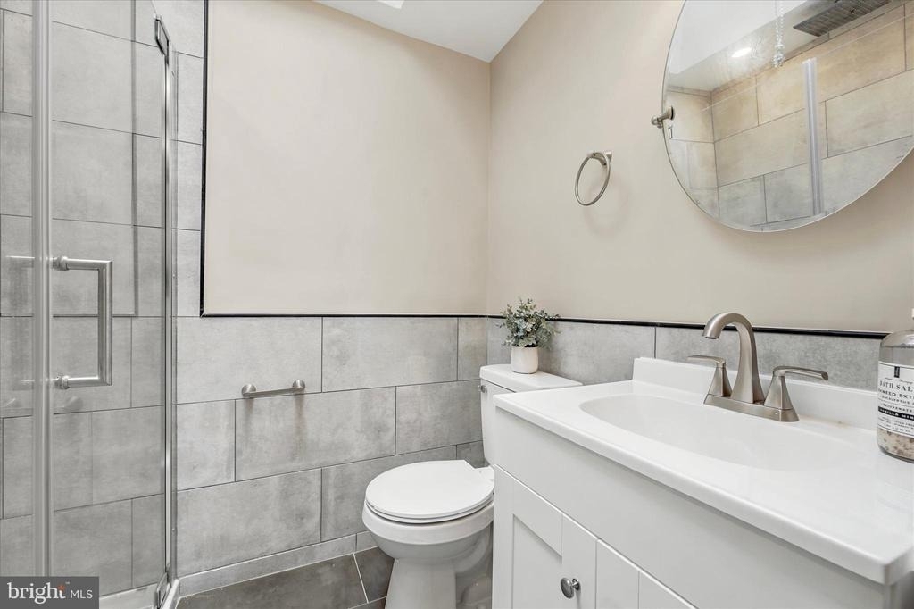 925 Maple Avenue - Photo 17