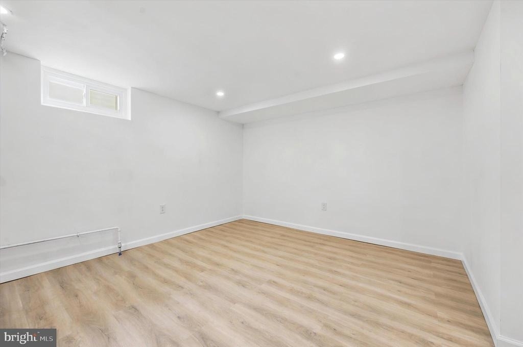 925 Maple Avenue - Photo 20