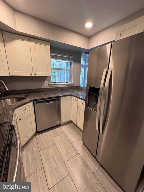 7015 Shepherds Way - Photo 4