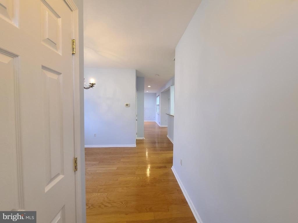 16 Scarlet Oak Drive - Photo 3