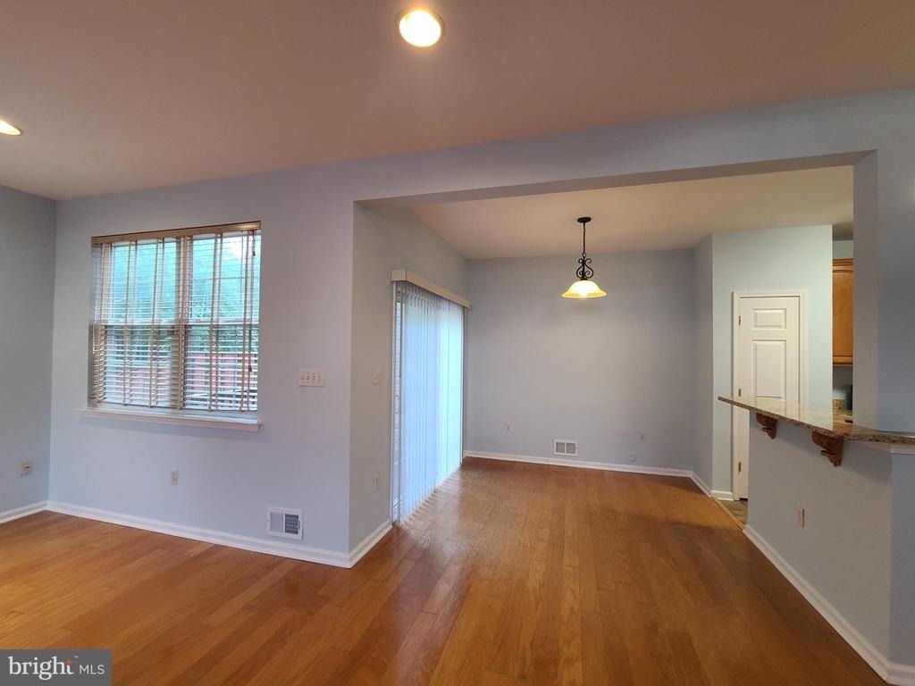 16 Scarlet Oak Drive - Photo 7