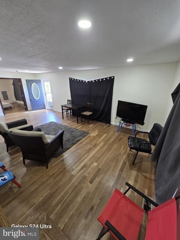 18 Brookfield Drive - Photo 3