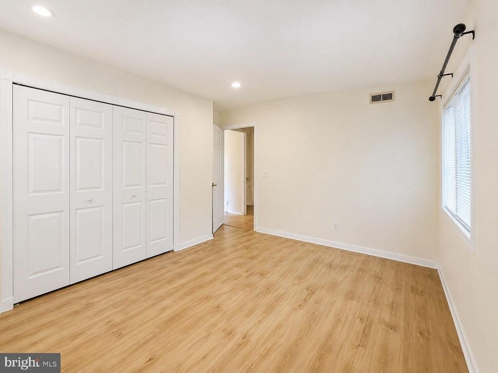 2112 Sayre Drive - Photo 14