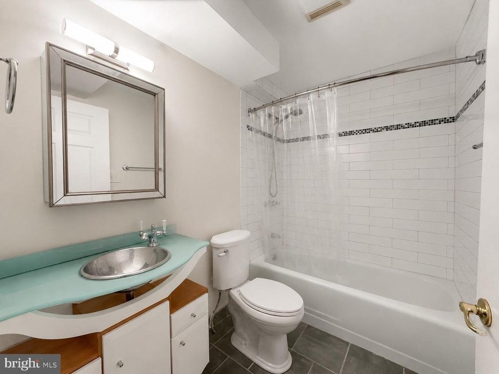 2112 Sayre Drive - Photo 18