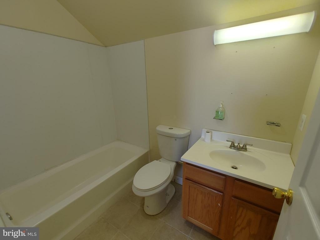 186 Passaic Street - Photo 8