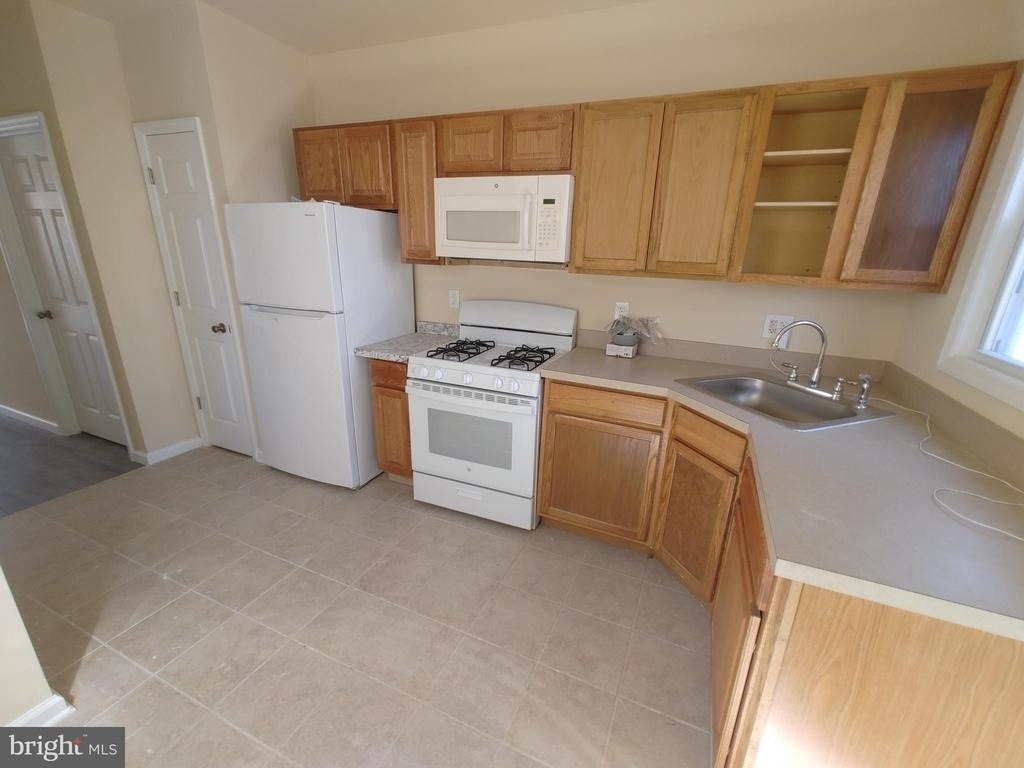 186 Passaic Street - Photo 6