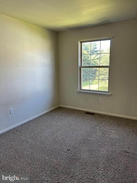 170 Frederic Court - Photo 5