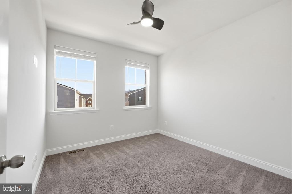 16428 Fife Way - Photo 30