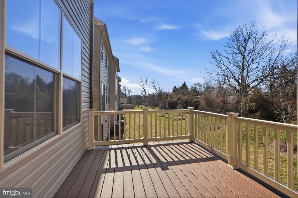 16428 Fife Way - Photo 18