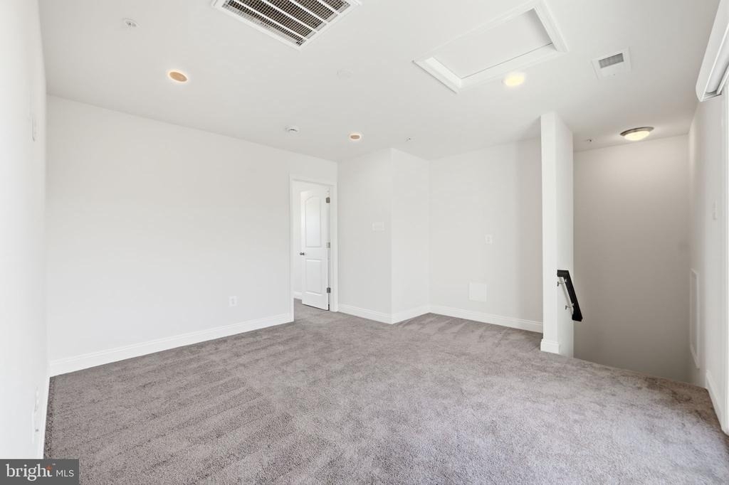 16428 Fife Way - Photo 35