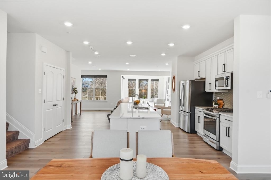 16428 Fife Way - Photo 15