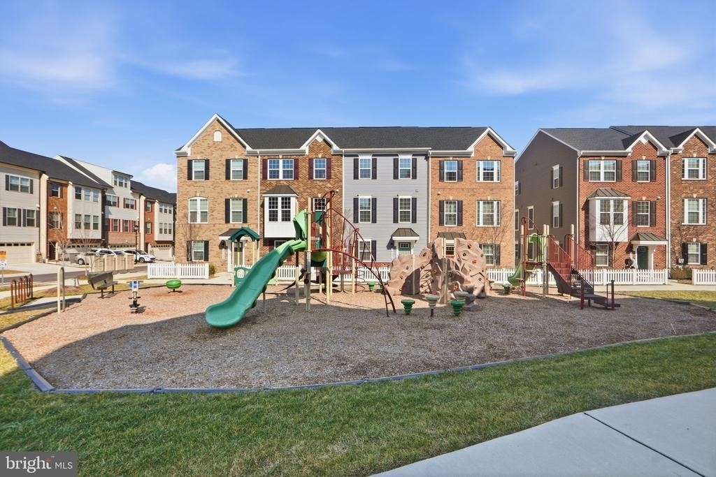 16428 Fife Way - Photo 46