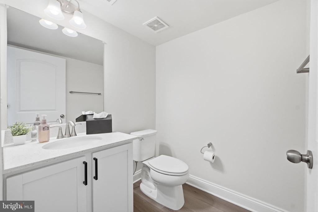 16428 Fife Way - Photo 45