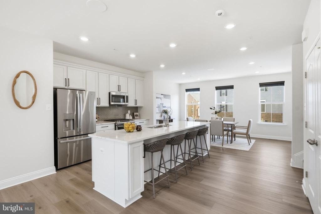 16428 Fife Way - Photo 9