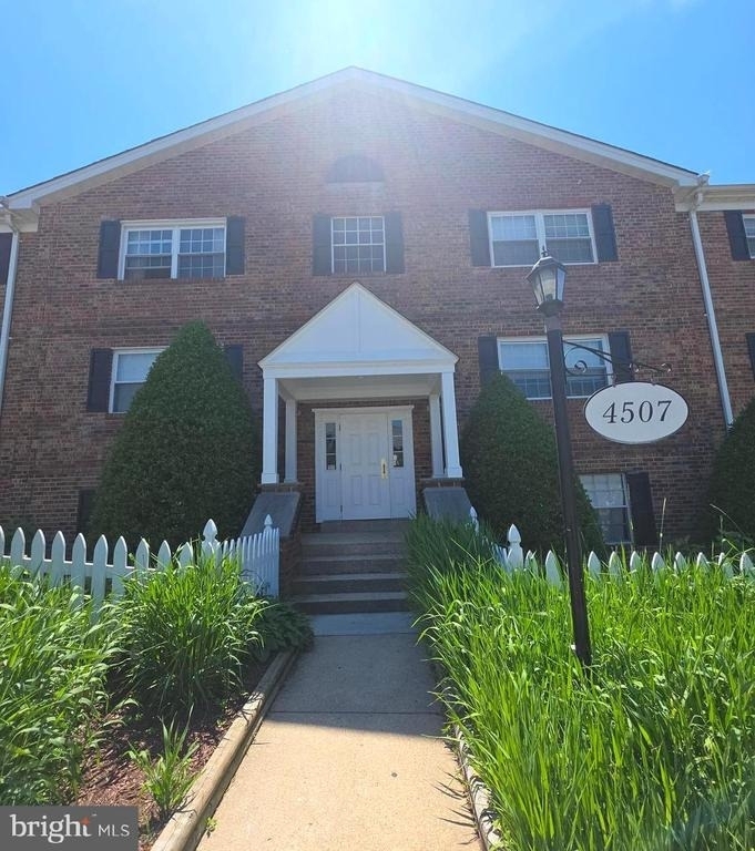 4507 Romlon Street - Photo 0