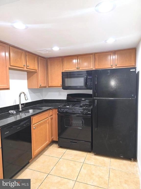4507 Romlon Street - Photo 4