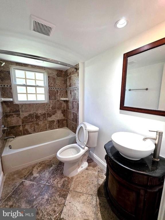 4507 Romlon Street - Photo 7