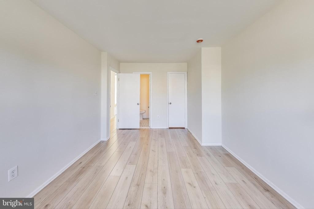 6403 Entwood Court - Photo 19
