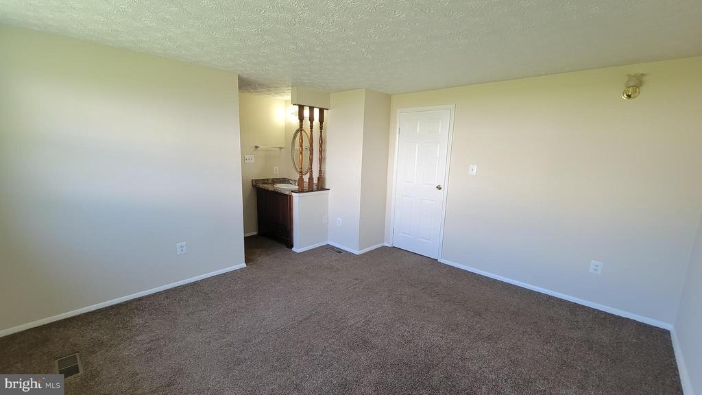 7626 Green Willow Court - Photo 11