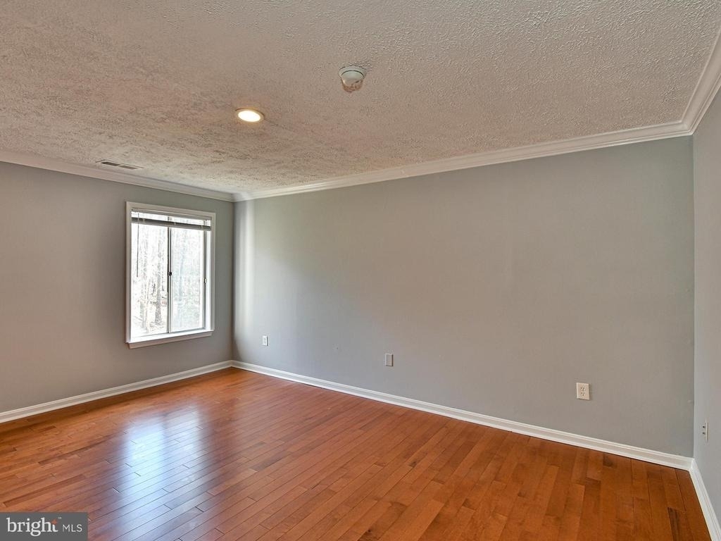 8011 Mandan Road - Photo 14