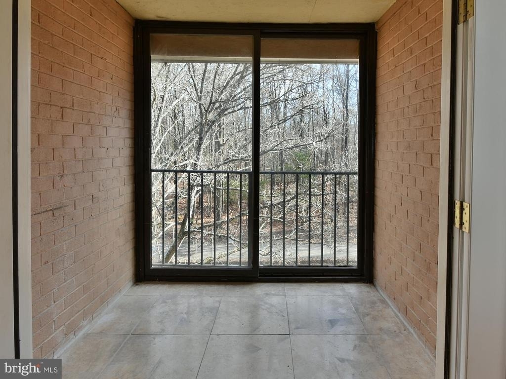 8011 Mandan Road - Photo 11