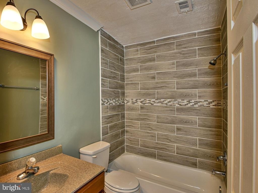 8011 Mandan Road - Photo 18