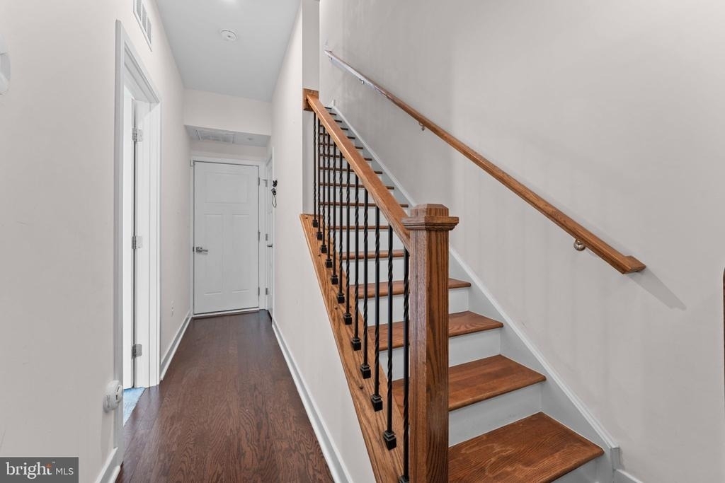 8114 Miner Street - Photo 3