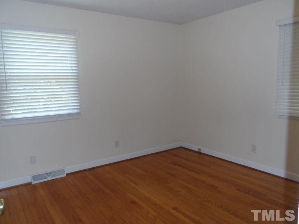 4705 Stafford Drive - Photo 6