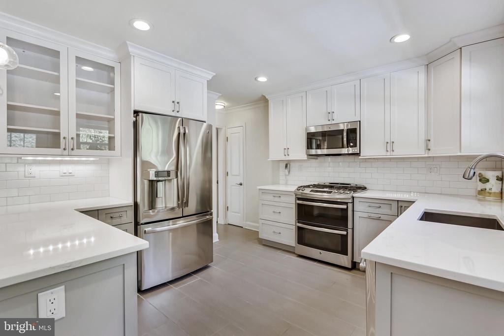 5806 Osceola Road - Photo 2