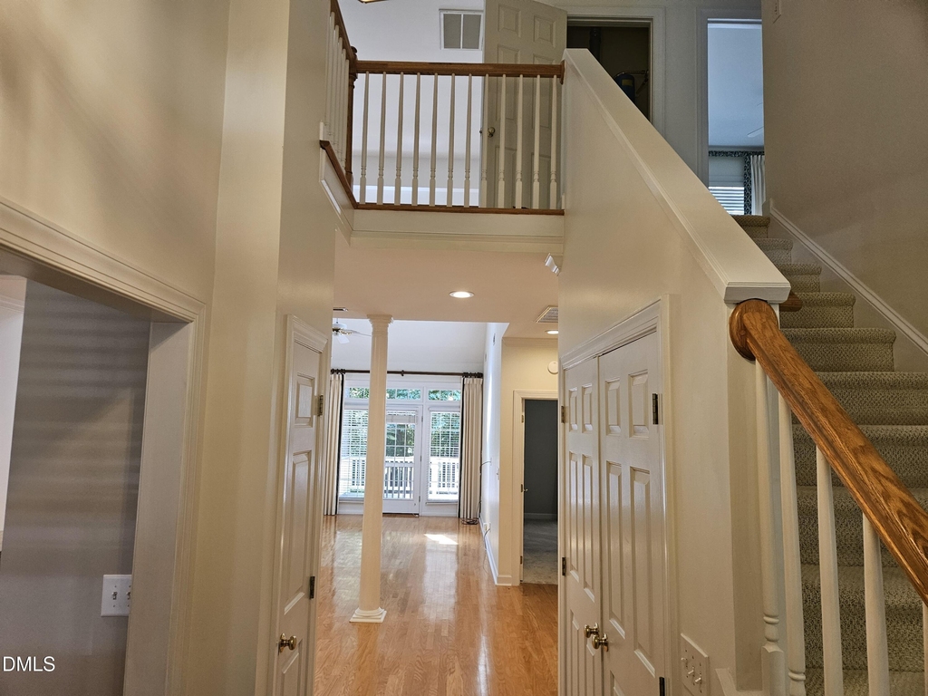 3214 Philmont Drive - Photo 3