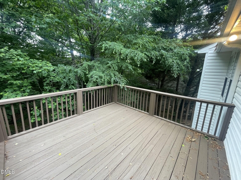 221 Alberbury Commons Court - Photo 3