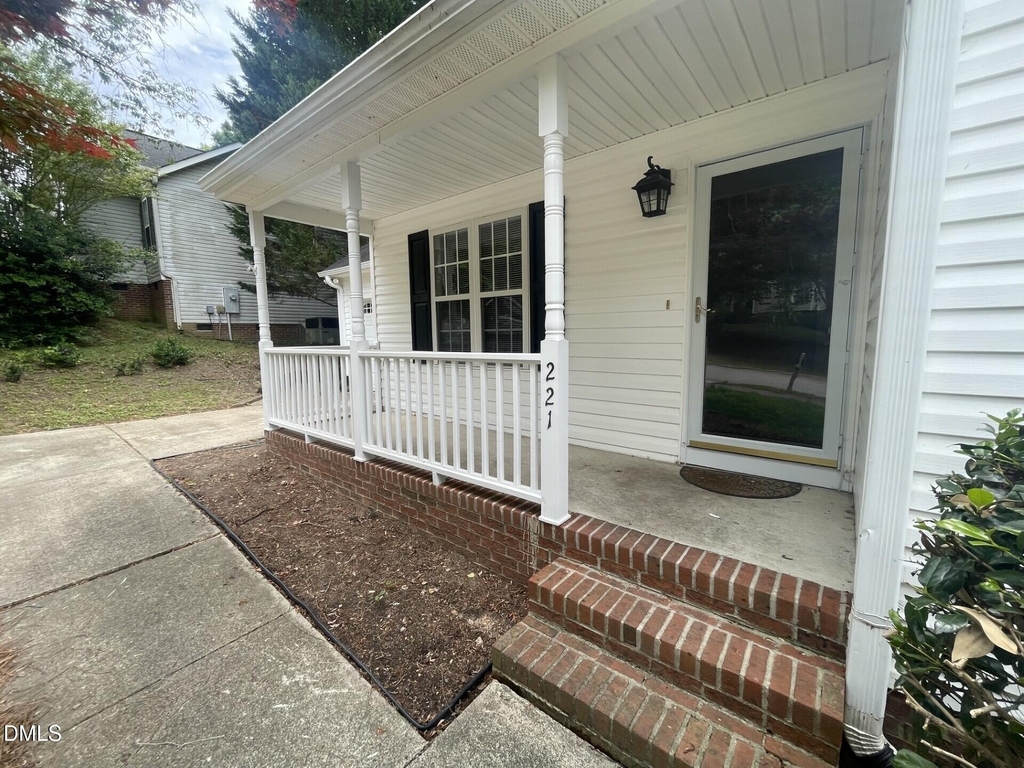 221 Alberbury Commons Court - Photo 1