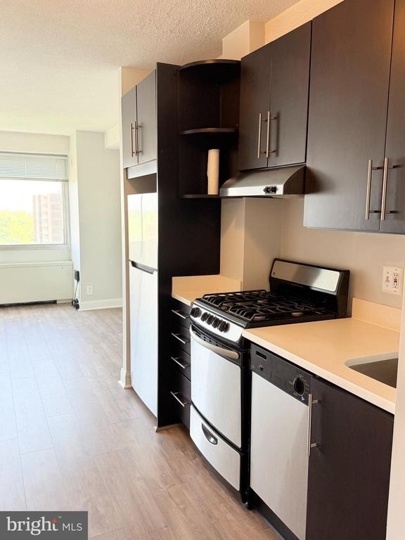 5500 Friendship Boulevard - Photo 2