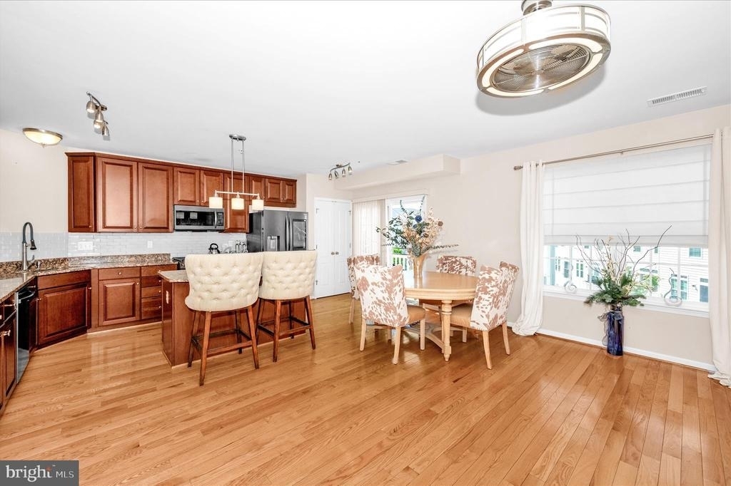 11926 Little Seneca Parkway - Photo 13