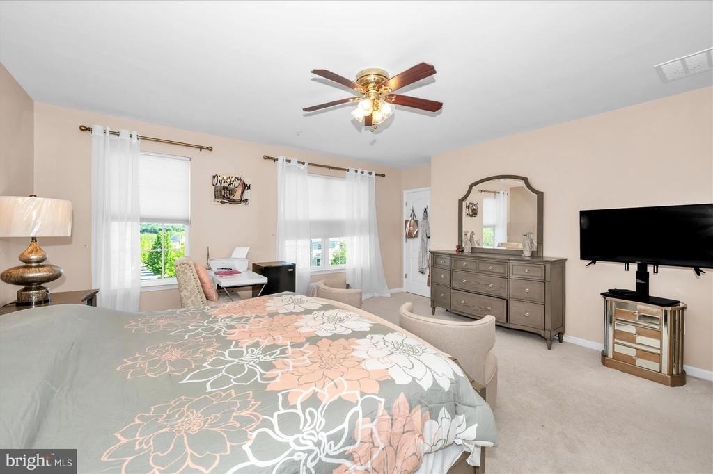 11926 Little Seneca Parkway - Photo 39