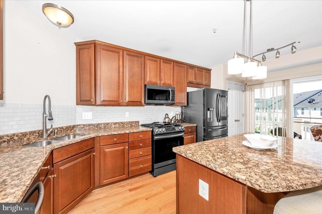 11926 Little Seneca Parkway - Photo 18