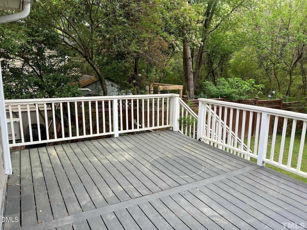 2357 Huron Street - Photo 9