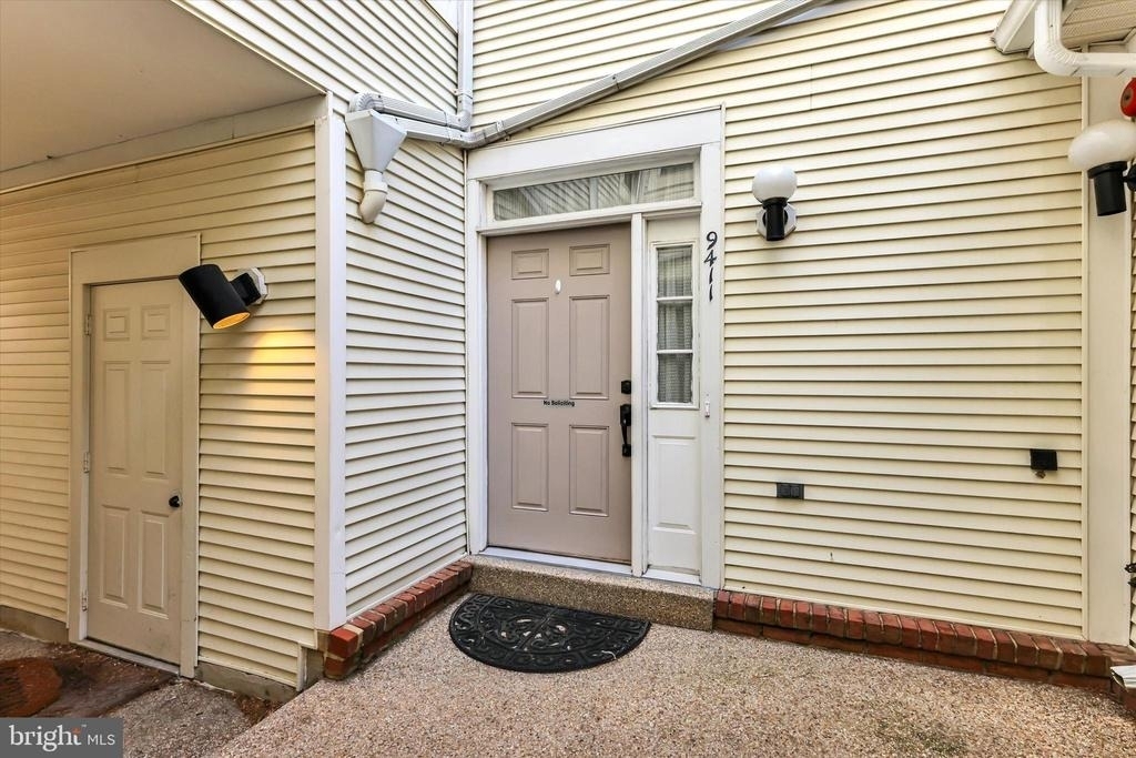 9411 Royal Bonnet Terrace - Photo 3